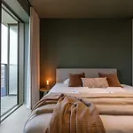 Huswell - Stylish Apartment With Harbour View