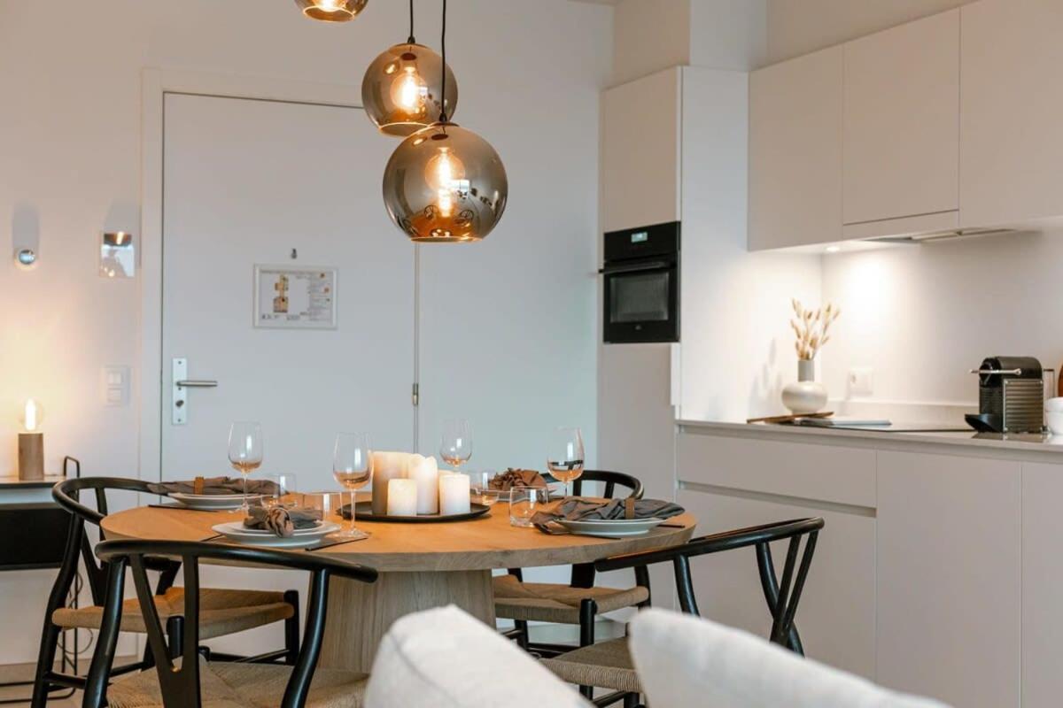 Huswell - Stylish With Harbour View Apartment Ostend